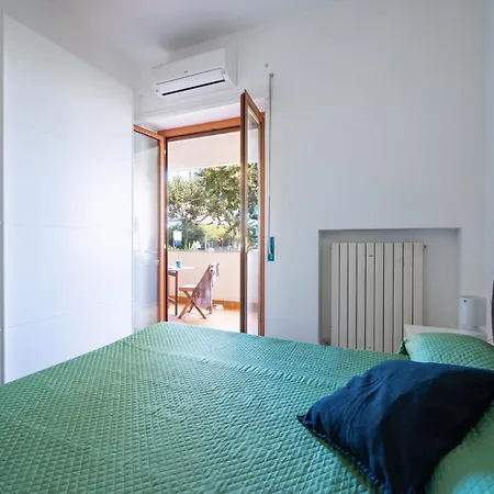 アパート Alcione Due Tre Tre