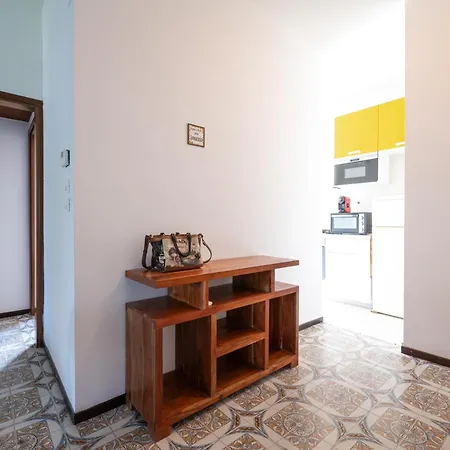 アパート Alcione Due Tre Tre *